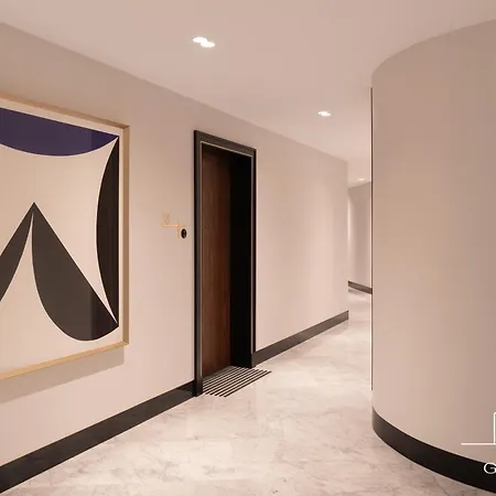 Penthouse Brabank Luxury Sauna, Fitness & Parking By Grandview