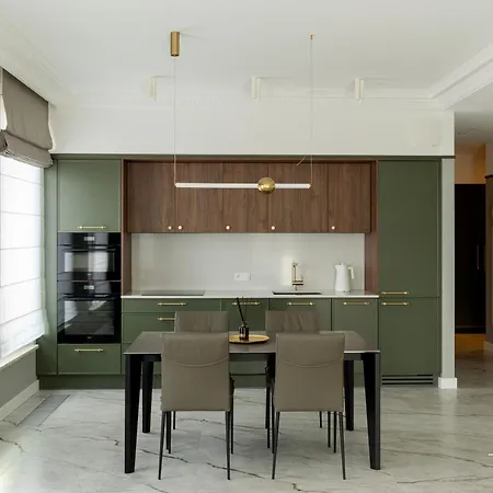 Brabank Penthouse Old Town View, Sauna & Parking By Grandviewestate Appartement *