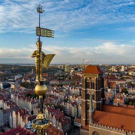 Brabank Penthouse Old Town View, Sauna & Parking By Grandviewestate Appartement *